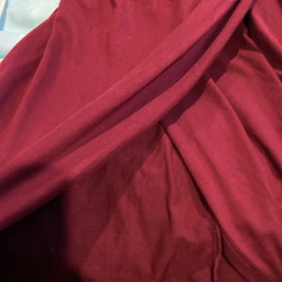 Maroon dress. - Picture 5 of 5